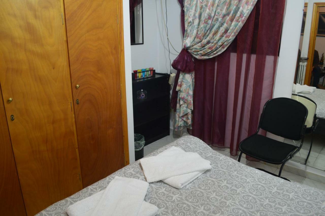 Apartment In The Center Of Aigio F 외부 사진