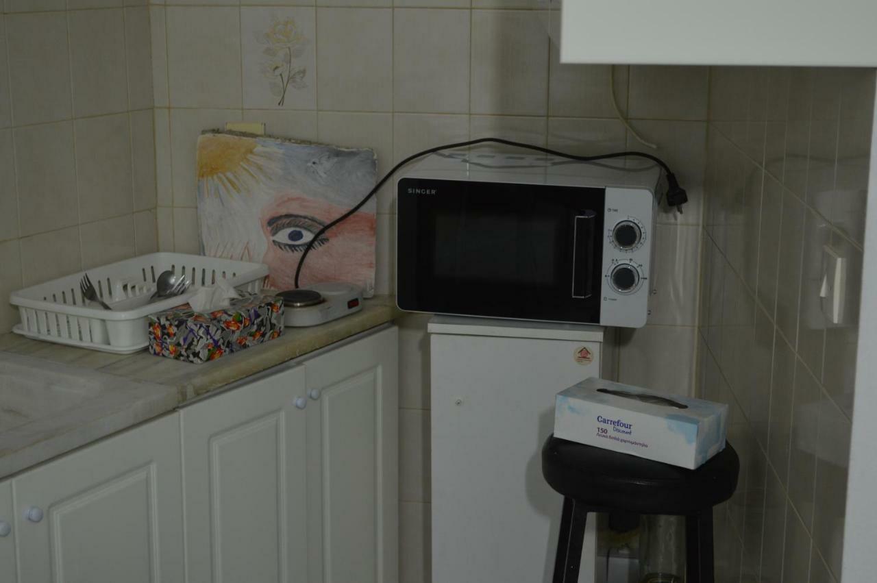 Apartment In The Center Of Aigio F 외부 사진