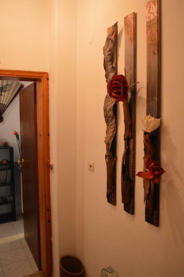 Apartment In The Center Of Aigio F 외부 사진